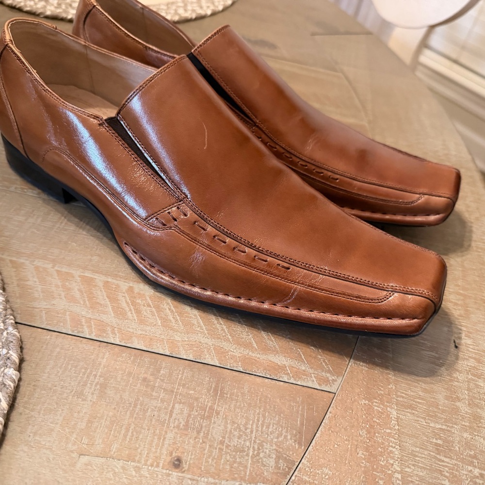 Elegant Tan Leather Slip-On Loafers
